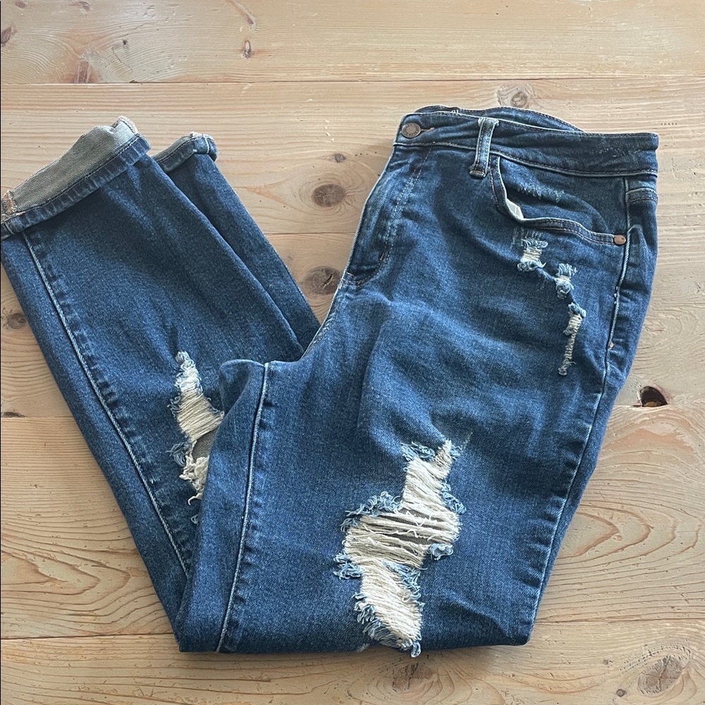 Judy Blue Dark Blue Distressed Boyfriend Jeans